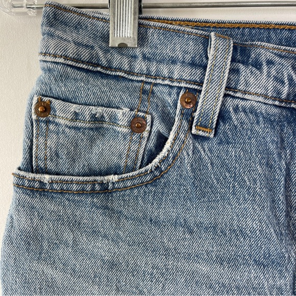 Levi's 501 Peanuts Denim Shorts Size 25 Snoopy Woodstock Button Fly Yellow Tab - Picture 8 of 11